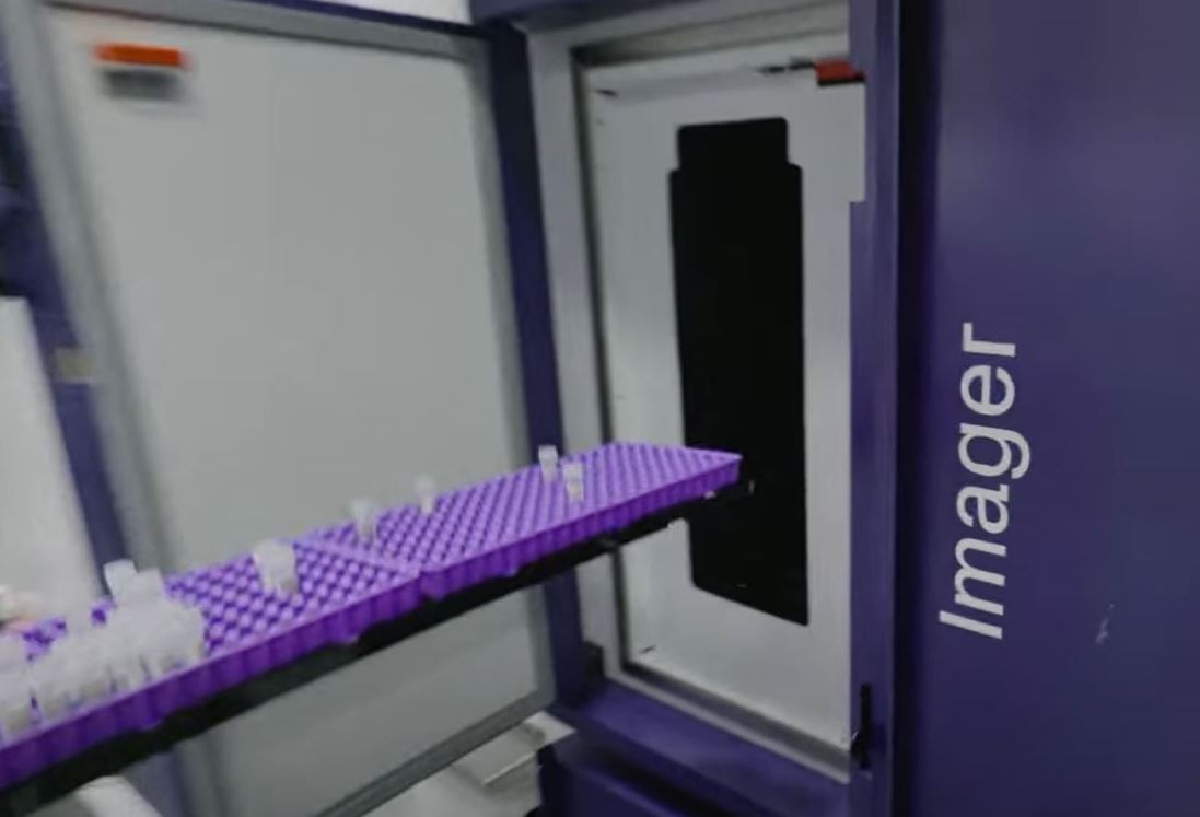 plastic parts, injection moulding, bioscience automation